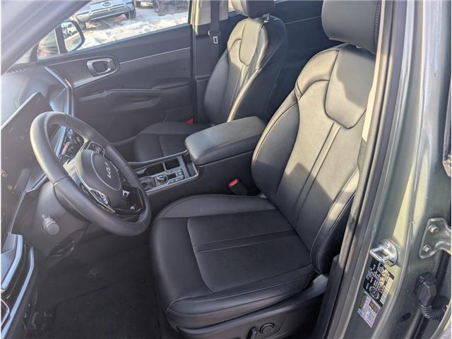 2025 Kia Sorento 2.5T EX (Stk: T-607A) in Calgary - Image 23 of 27