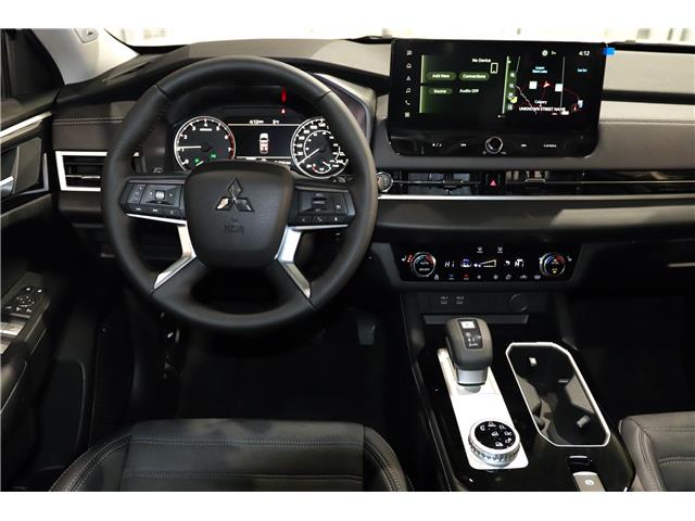 2026 Mitsubishi Outlander LE (Stk: T26260) in Edmonton - Image 14 of 32 2026 Mitsubishi Outlander LE (Stk: T26260) in Edmonton - Image 14 of 32