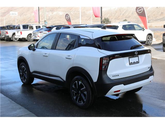 2026 Nissan Kicks SV (Stk: T26153) in Kamloops - Image 3 of 20