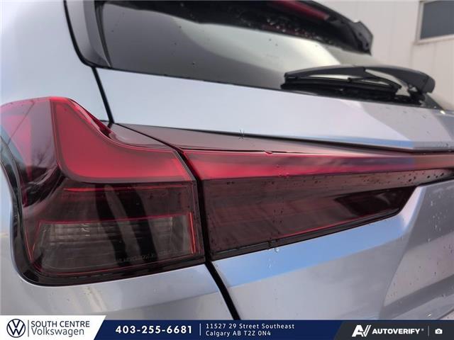 2024 Lexus UX 250h Base (Stk: SU7698) in Calgary - Image 9 of 23 2024 Lexus UX 250h Base (Stk: SU7698) in Calgary - Image 9 of 23