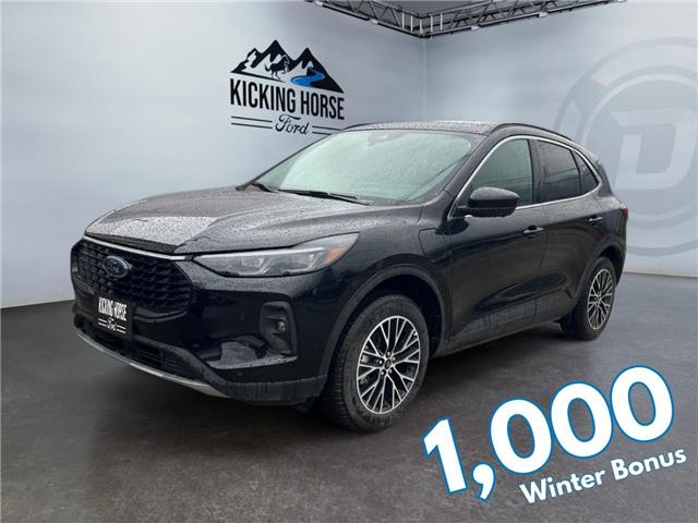 2025 Ford Escape PHEV (Stk: 15132) in Golden - Image 1 of 17