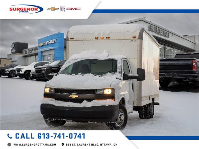 2020 Chevrolet Express Cutaway Work Van (Stk: R27843A) in Ottawa - Image 1 of 14