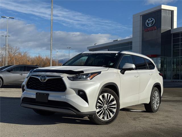 2023 Toyota Highlander Limited (Stk: 3034953A) in Cranbrook - Image 1 of 21