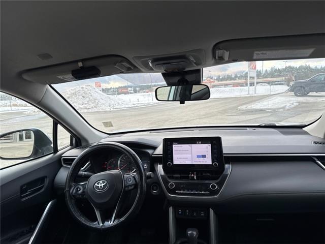 2022 Toyota Corolla Cross LE (Stk: V005661W) in Cranbrook - Image 9 of 17