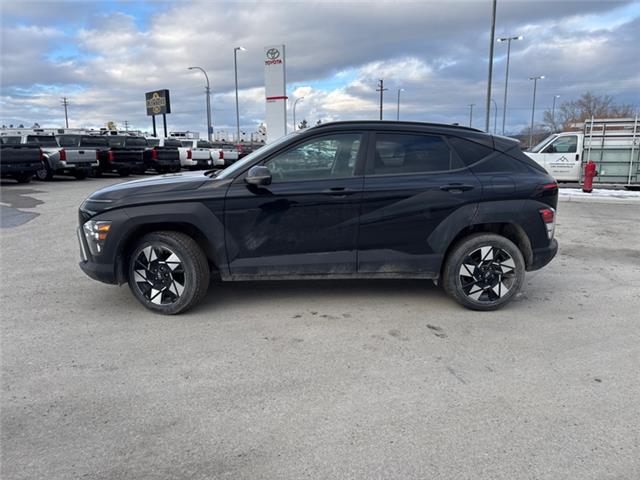 2024 Hyundai Kona  (Stk: U093028K) in Cranbrook - Image 2 of 20