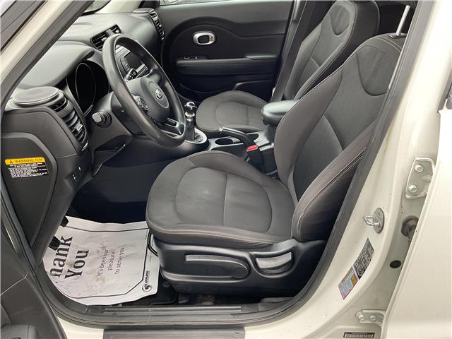 2017 Kia Soul LX (Stk: 250847A) in Kingston - Image 8 of 20