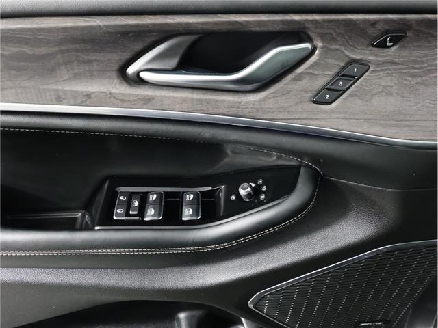 2024 Jeep Grand Cherokee Overland (Stk: B20652) in Calgary - Image 22 of 23