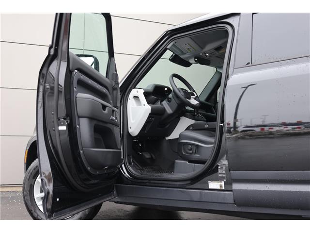 2025 Land Rover Defender P400 S (Stk: D155365-demo) in London - Image 16 of 39