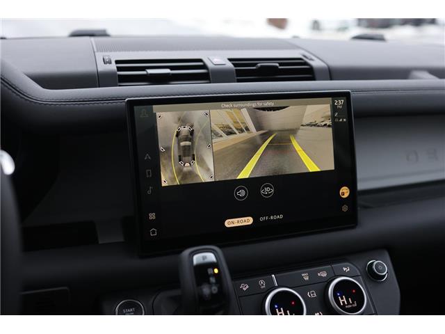 2025 Land Rover Defender P400 S (Stk: D155365-demo) in London - Image 31 of 39