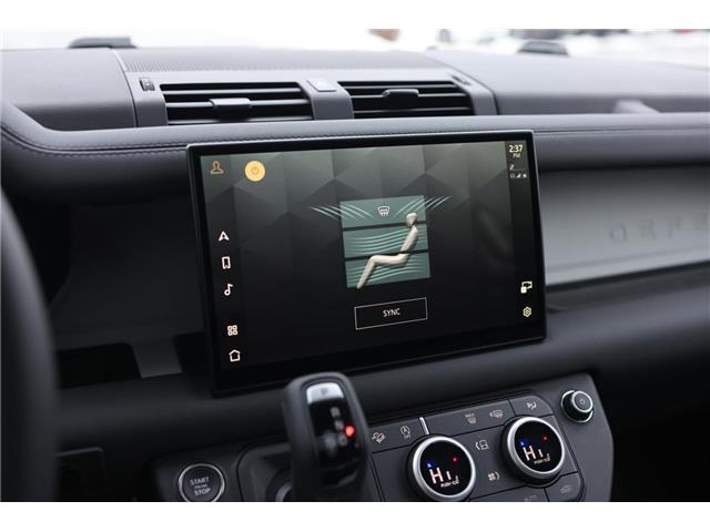 2025 Land Rover Defender P400 S (Stk: D155365-demo) in London - Image 32 of 39