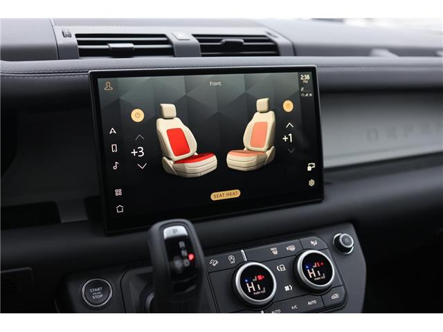 2025 Land Rover Defender P400 S (Stk: D155365-demo) in London - Image 33 of 39