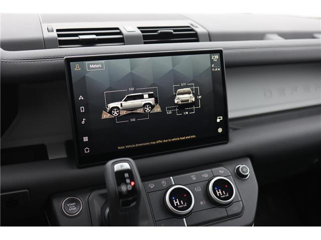 2025 Land Rover Defender P400 S (Stk: D155365-demo) in London - Image 34 of 39