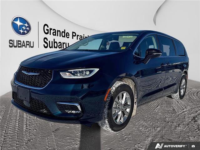 2024 Chrysler Pacifica Touring-L (Stk: 25FOR2220A) in Grande Prairie - Image 1 of 26