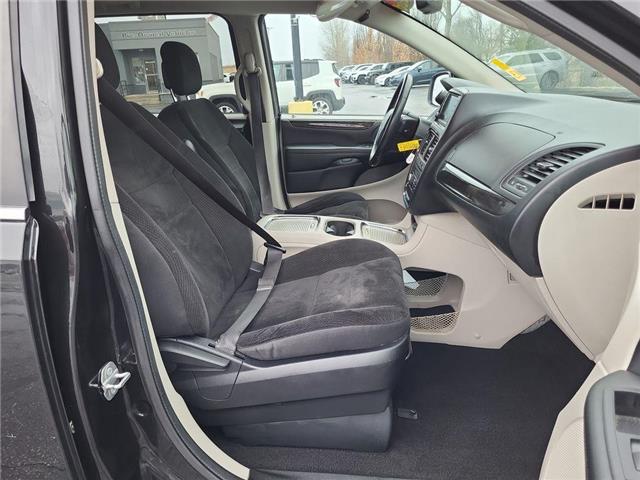 2019 Dodge Grand Caravan Crew (Stk: 260077A) in Windsor - Image 18 of 20