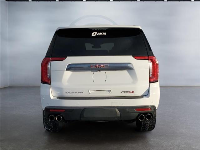2023 GMC Yukon AT4 (Stk: 351494) in Medicine Hat - Image 4 of 15