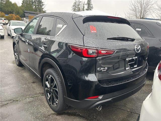 2025 Mazda CX-5  (Stk: 791945) in Surrey - Image 3 of 5