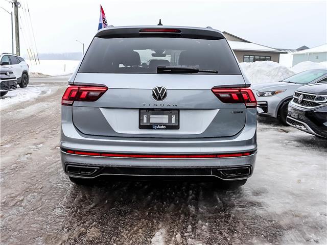 2024 Volkswagen Tiguan Comfortline R-Line Black Edition (Stk: HVL1488) in Walkerton - Image 4 of 25