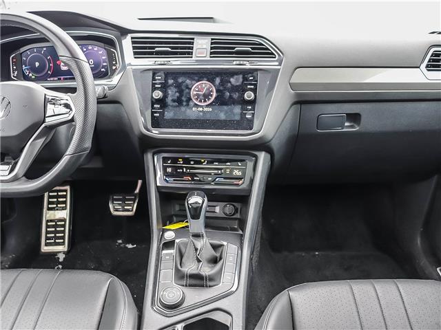 2024 Volkswagen Tiguan Comfortline R-Line Black Edition (Stk: HVL1488) in Walkerton - Image 16 of 25