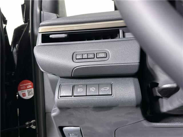 2026 Toyota bZ XLE (Stk: 11105476) in Markham - Image 15 of 23