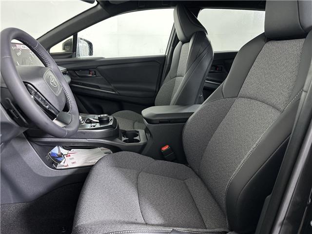 2026 Toyota bZ XLE (Stk: 11105476) in Markham - Image 16 of 23