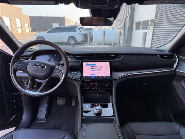 2025 Jeep Grand Cherokee L Limited (Stk: 25593) in London - Image 17 of 29
