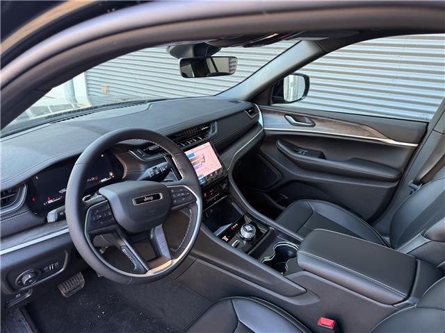2025 Jeep Grand Cherokee L Limited (Stk: 25593) in London - Image 12 of 29