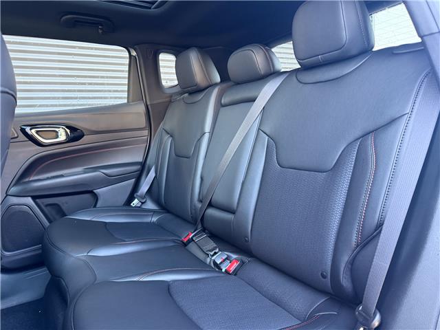 2026 Jeep Compass Trailhawk (Stk: 26113) in London - Image 12 of 24