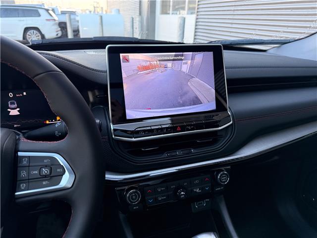 2026 Jeep Compass Trailhawk (Stk: 26113) in London - Image 18 of 24