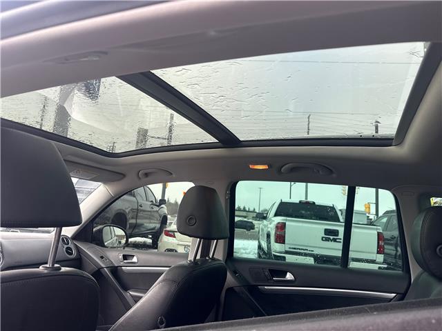 2017 Volkswagen Tiguan Highline (Stk: P2136A) in Newmarket - Image 10 of 16 2017 Volkswagen Tiguan Highline (Stk: P2136A) in Newmarket - Image 10 of 16