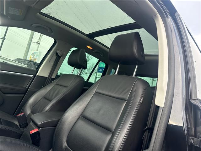 2017 Volkswagen Tiguan Highline (Stk: P2136A) in Newmarket - Image 11 of 16 2017 Volkswagen Tiguan Highline (Stk: P2136A) in Newmarket - Image 11 of 16