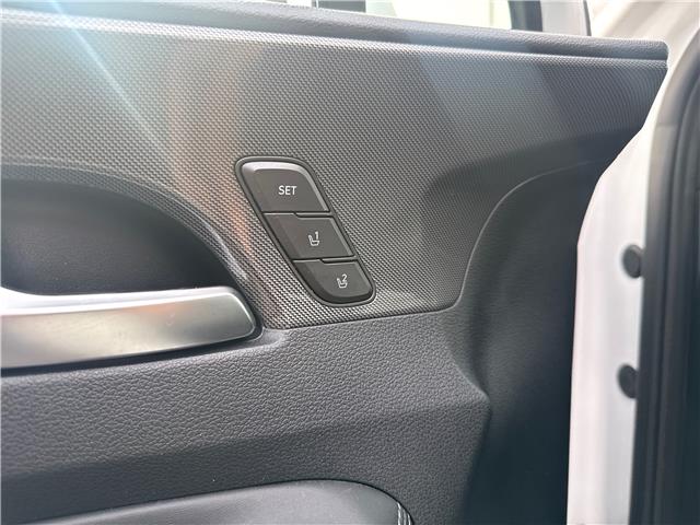 2023 Hyundai Santa Fe Plug-In Hybrid Luxury (Stk: L698) in Newmarket - Image 14 of 25