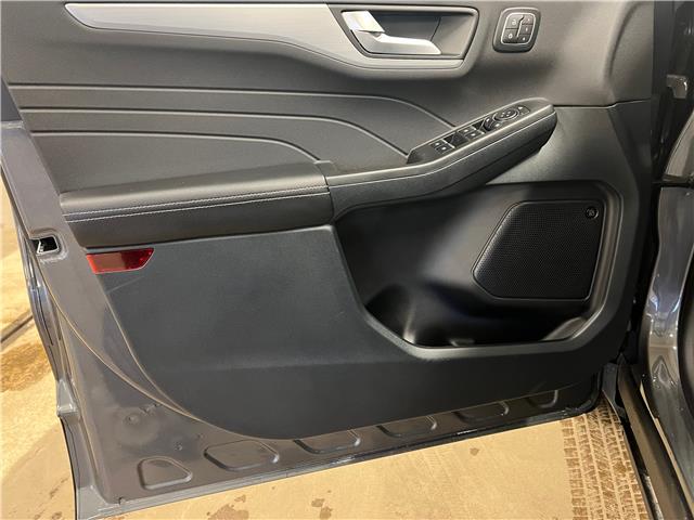 2026 Ford Escape Platinum (Stk: 25ES39) in St.Paul - Image 3 of 10