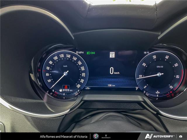 2024 Alfa Romeo Stelvio ti (Stk: 238160) in Victoria - Image 14 of 24