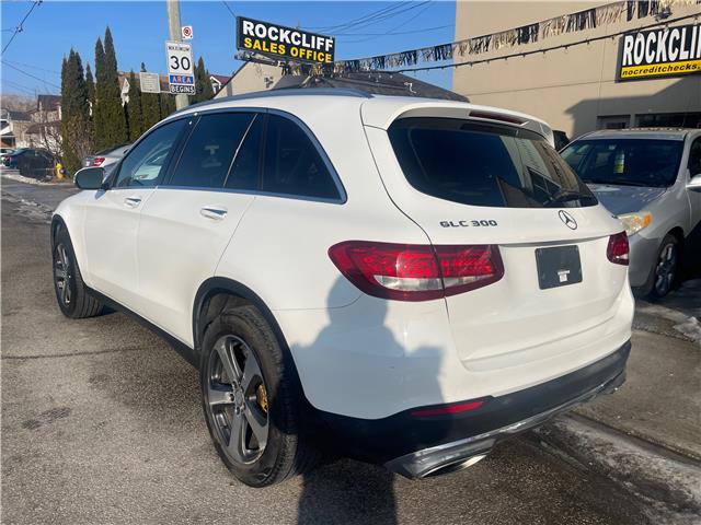 2017 Mercedes-Benz GLC 300 Base (Stk: M155740) in Scarborough - Image 7 of 23