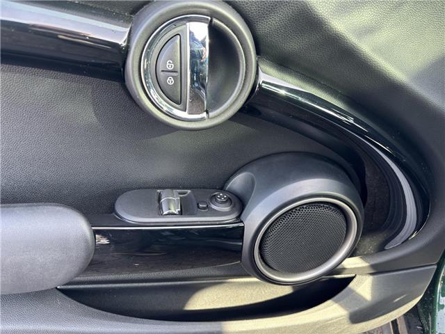 2015 MINI 3 Door Cooper S (Stk: P7187) in Brantford - Image 6 of 22