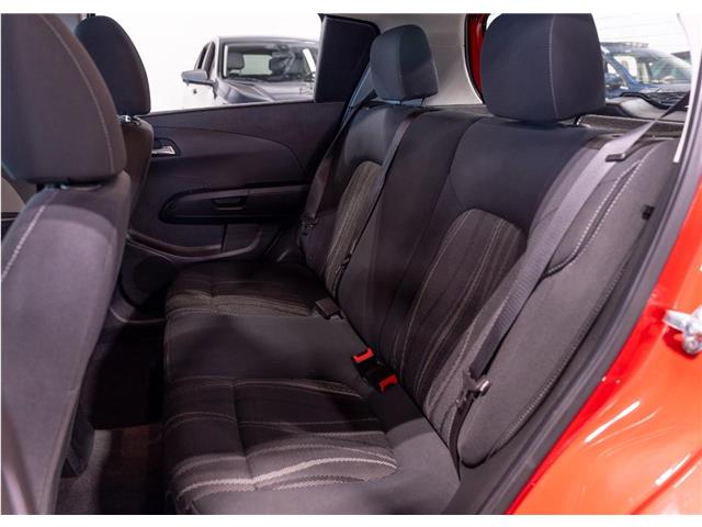 2016 Chevrolet Sonic LT Auto (Stk: RE62850) in Calgary - Image 22 of 22
