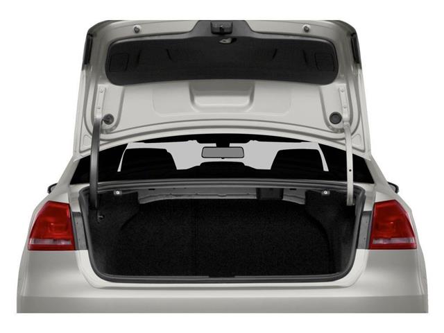 2014 Volkswagen Passat 1.8 TSI Highline (Stk: R68282) in Calgary - Image 8 of 11 2014 Volkswagen Passat 1.8 TSI Highline (Stk: R68282) in Calgary - Image 8 of 11