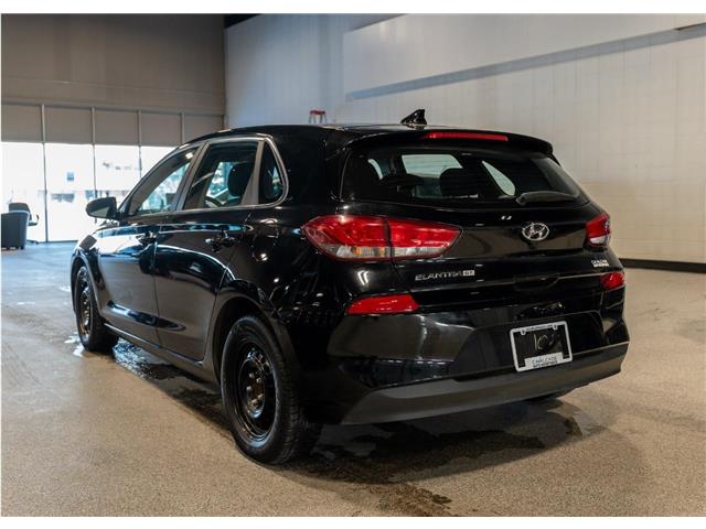 2020 Hyundai Elantra GT Preferred (Stk: RE68497) in Calgary - Image 7 of 21