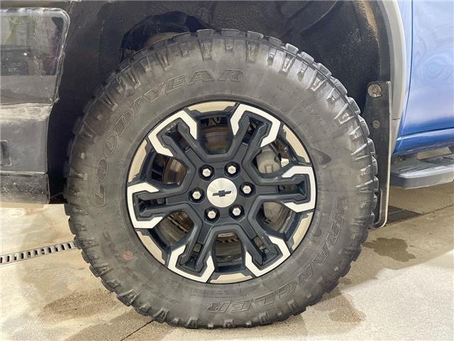 2023 Chevrolet Silverado 1500 ZR2 (Stk: 10696AT) in Meadow Lake - Image 2 of 15