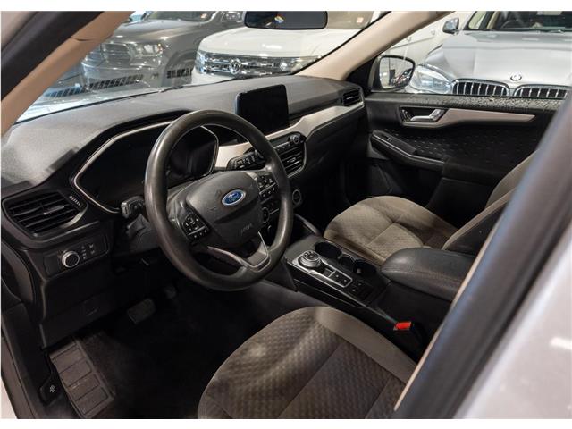 2020 Ford Escape SE (Stk: RE68381) in Calgary - Image 10 of 20