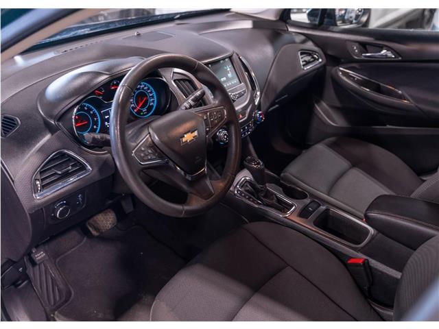 2016 Chevrolet Cruze LT Auto (Stk: R68915) in Calgary - Image 12 of 22