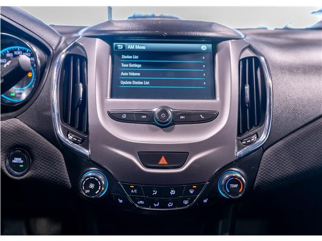 2016 Chevrolet Cruze LT Auto (Stk: R68915) in Calgary - Image 17 of 22