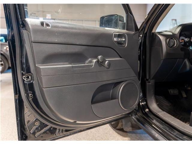 2015 Jeep Patriot Sport/North (Stk: R68373) in Calgary - Image 9 of 19 2015 Jeep Patriot Sport/North (Stk: R68373) in Calgary - Image 9 of 19
