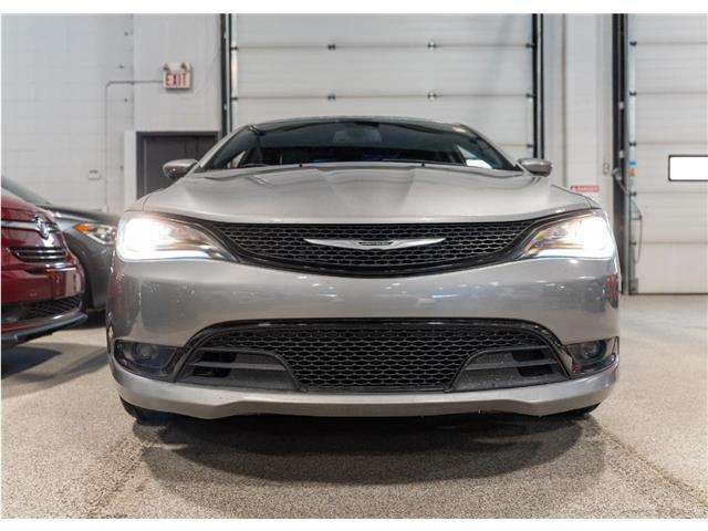 2015 Chrysler 200 S (Stk: RE69169) in Calgary - Image 2 of 21