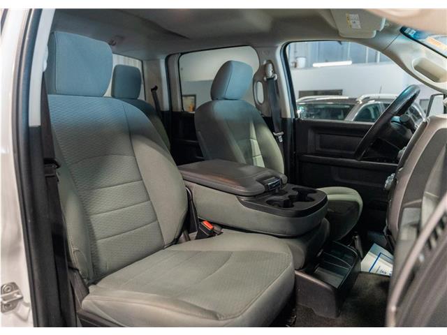 2017 RAM 1500 ST (Stk: R65395) in Calgary - Image 16 of 17