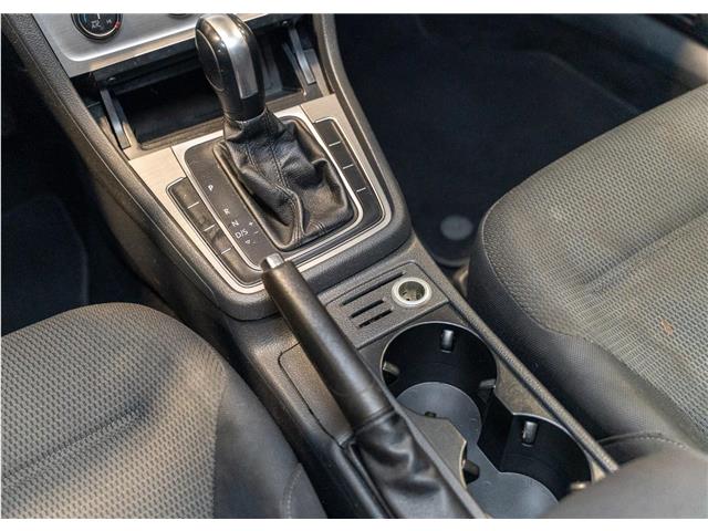 2015 Volkswagen Golf 1.8 TSI Highline (Stk: R68901) in Calgary - Image 19 of 24