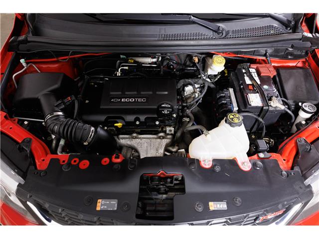 2017 Chevrolet Sonic LT Auto (Stk: Q5003AAA) in London - Image 10 of 28