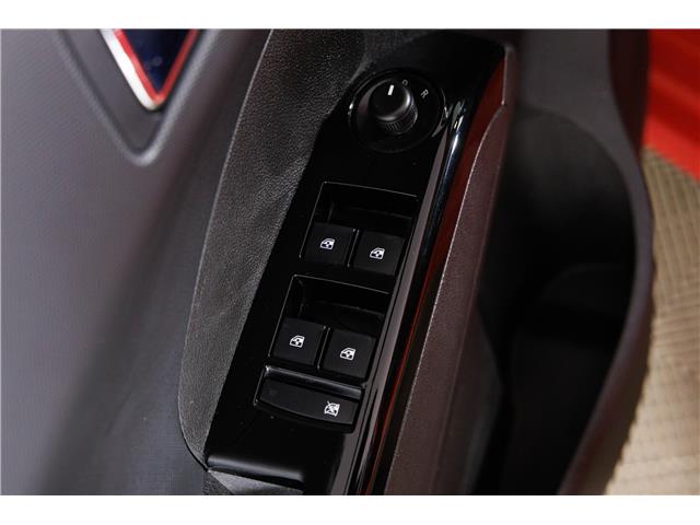 2017 Chevrolet Sonic LT Auto (Stk: Q5003AAA) in London - Image 12 of 28