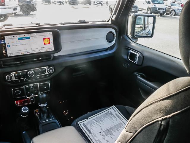 2026 Jeep Wrangler Sport (Stk: 15-26121) in London - Image 8 of 26
