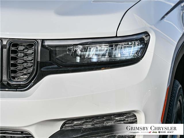 2025 Jeep Grand Cherokee Laredo (Stk: N25206) in Grimsby - Image 8 of 31